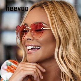 Sunglasses Women Rimless Fashion Heart-shaped Sun Glasses For Wome Vintage Cute 90s Gradient Shades Eyeglasses UV4001 266W