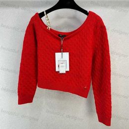 Designer women's knitted sweater 2024 early spring new socialite single shoulder gold patchwork leather slanted shoulder off shoulder knitted top