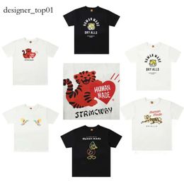 fashion brand HUMAN MADE 2023 New designer T Shirt Love Cartoon Flying Duck Dog Pig Slub Cotton Short Sleeved T-shirts for Men Women Human Make t shirt