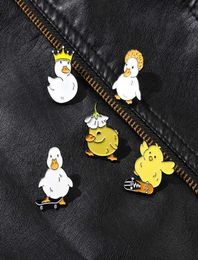 Lovely Animal Enamel Lapel Pin Custom Skate Goose Chicken Brooches Backpack Cartoon Crown Badge Jewelry Gift4788682