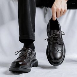 Casual Shoes Mens Fashion Business Wedding Formal Dress Genuine Leather Black Brown Lace-up Carved Brogue Shoe Breathable Mans Footwear