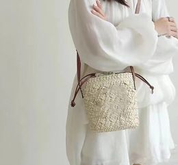 Straw Cellphone Bags Bucket Bag Love Lafiteegrasss Woven Crossbody Bag Mini Leisure Vacation Bag String Close Up Lazy And Charming Style For Shopping and Travelling