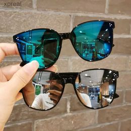 Sonnenbrille New Childrens Formen Sie runde Sonnenbrillen für Mädchen und Jungen glänzende Beschichtung Zwei -Ton -Retro -Sonnenbrille UV -Schutzbrille für Kinderbrillen WX