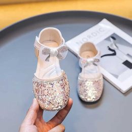 Sandals Glitter Pink Princess Shoes Pretty Children Causal Sequined Sandals Dance Party Dress Shoes for Girls Fashion Soft Bottom Flats