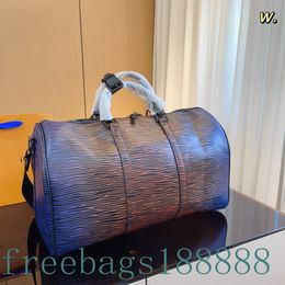 High quality Original hardware Popular designer duffel bag Men Women Fashion Travel Bag Large capacity zipper coated unisex canvas leather handbag Size 50cm