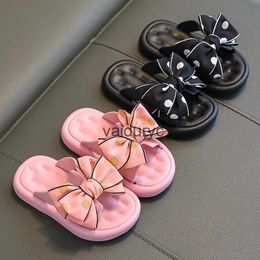 Slipper Summer Baby Slide Childrens Soft Sole Comfortable and Anti slip Princess with Bow Beach Shoes H240506