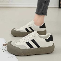 Casual Shoes Autumn Womens Casual Sneakers Skateboard Flat Trainers Running Sports Shoes Fashion Simple Female Tennis Shoes Walking Sneakers 240506