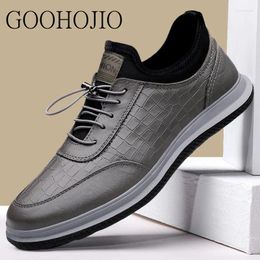 Casual Shoes 202 Spring PU Loafers Men Driving Moccasins Fashion Flat Breathable Lazy Flats Lace-up Comfortable