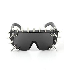 17 21 25 Pieces Rivet Sunglasses Women Designer Steampunk Goggles Gothic Hip Hop Punk Party Men Eyewear Your Style6651608