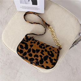 Totes Plush Animal Material Messenger Bag Original Design Tote Leopard Pattern Large Capacity Shoulder Bags Shopping Handbag