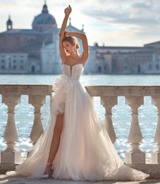Sexy Long Tulle V-Neck Wedding Dresses with Slit A-Line Ivory Spaghetti Straps Zipper Back Sweep Train Bridal Gowns for Women