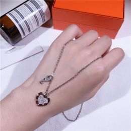 New Designer Diamond Necklace High Quality Heart Shape Pendant Necklace Women's S925 Pure Silver High Edition Plated 18k Rose Gold Light Luxury Collar Chain Jewelry