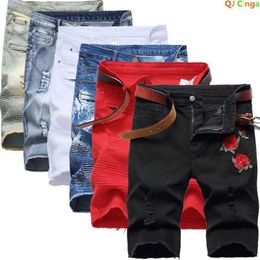 Men's Jeans Summer red rose embroidered denim shorts mens fashionable casual shorts black and white mens torn and worn denim shortsL2405