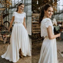 Boho -Stück Kleider zwei 2021 Kurzärmele Spitze hoher Low -Scoop -Hals -Satin -Land Hochzeit Brautkleid Vestido de Novia