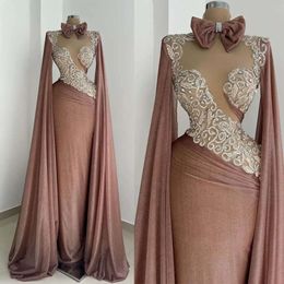 Klänningar hög hals sjöjungfru kväll bågkristaller pärlstav glittrande illusion bodice skräddarsydd svep tåg formell ocn bär arabisk prom klänning vestidos