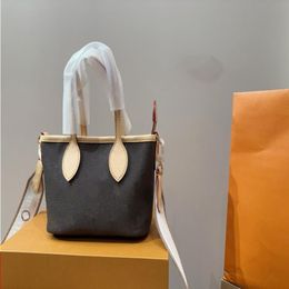 10A Fashion 23SS Women's Bag Bag BB Coin Shopping Key Tote Shoulder Crossbody Bag Luxury Shoulder Bag Designer Bag Women's Mi Rcpg