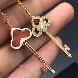 Luxury Tiifeniy Designer Pendant Necklaces Silver Key Necklace 18K Rose Gold Iris Inlaid with Diamonds Light Simple and High end Fine Work Sweater Chain for Women