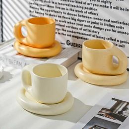 Tumblers Ceramic Mug with Saucer Coffee Cup Drinking Cups and Saucers Home Office Tea Korean Plate H240506