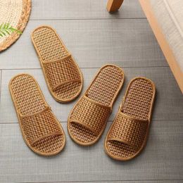 Slippers Spring and summer bamboo woven rattan and grass lovers straw mat slippers indoor wooden floor home linen slippers 240506