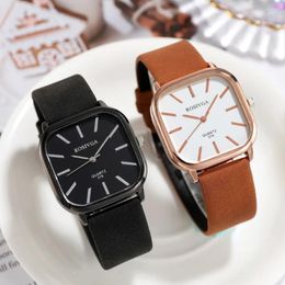 Wristwatches Retro Square Quartz Fashion Watch Simple Luxury Dial Waterproof Watches Leather Band Wristwatch For Men Women Clock Reloj