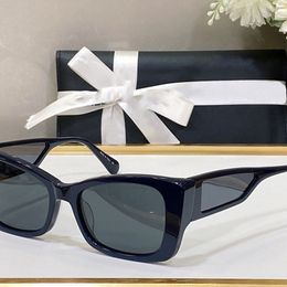 Womens designer rectangular frame sunglasses with acetate Fibre frame and polyamide lenses classic transparent sunglasses C5430 neutral luxury sunglasses