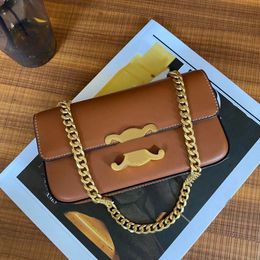 Women's luxury bag shop 90% factory hot sales wholesale new handbag purse Top quality leather clamshell small square bag Fashion design chain baguette bag