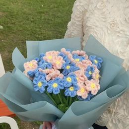 Decorative Flowers 1pc Cute Crocheted Myosotis Flower Artificial Wool Yarn Knitted Bouquets Diy Crafts Valentine's Day Birthday Bouquet Gift