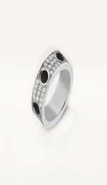 High Edition Black Ceramic Love Rings Wedding Band Women Men Screw Marking 3 Rows Diamond Paved 316L Titanium Steel Designer Jewel1513519