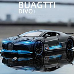 Diecast Model Cars 1/32 Alloy Diecasts Metal Toy Car Model Bugatti Divo Toy Car Mini Car Model with Lights Toy Childrens Christmas GiL2405