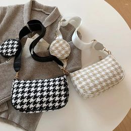 Drawstring Female Vintage Plaid Printing Shoulder Bags With Mini Round Purse Pendant Women Casual Crossbody Small