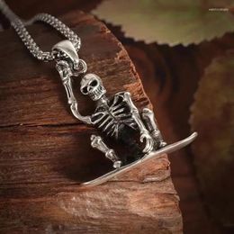 Pendant Necklaces Vintage Personality Skateboard Skull Necklace For Men Halloween Trendy Gothic Punk Style Scary Neo Party Gifts