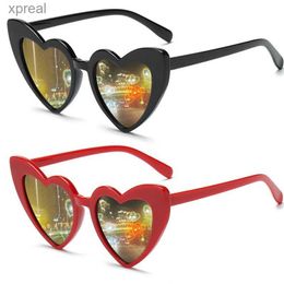 Solglasögon kvinnor mode hjärtformade effekter glasögon titta på lamporna byter till hjärtform på natten diffraktionsglasögon kvinnliga solglasögon wx