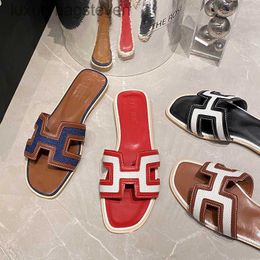 Fashion Original h Designer Slippers Slippers for Womens Summer Wear 2024 New Flat Bottomed Colour Blocking Casual Beach Shoes Genuine with 1:1 Brand Logo