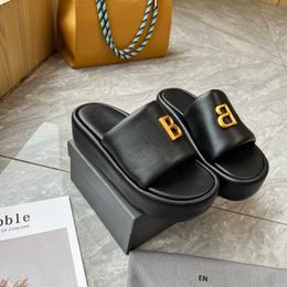 Designer Slipper Luxury Men Women Sandals Brand Slides Fashion Slippers Lady Slide Thick Bottom Design Casual Shoes Sneakers by 1978 S628 08