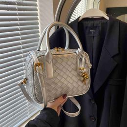 Vintage Designer Bags for Bottgss Ventss High End and Fashionable Handbag for Women 2024 New Woven Small Square Bag Popular Single Shoulder with Original Logo