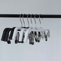 light weight space saving plastic clothing hanger for fashion clothing shops