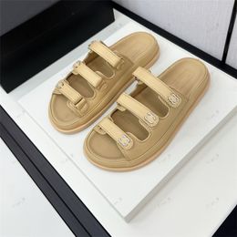 2024 High Quality Designer Sandals Summer Real Leather Women Casual Beach Shoes Flat Platform Shoes Thick Sole Flat Women Luxury Open Toe Hook&Loop Rome metal Buckle