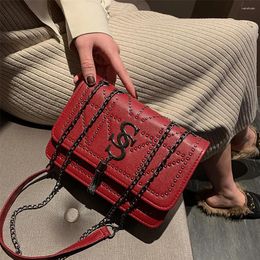 Shoulder Bags 2024 Fashion Handbags Ladies Hasp Messenger Simple Bag Double S Rivet Clutch Chain Evening
