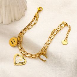 Ladies Elegant Luxury Chain Bracelet High Quality Birthday Love Gift Jewelry Classic Design Heart Charm Bracelet Spring New Casual Style Daily Wear Bracelet