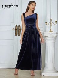 Casual Dresses 2024 Spring Sexy Women Navy Long Dress Spaghetti Strap Sleeveless A-Line Pleated Celebrity Cocktail Evening Party Vestidos