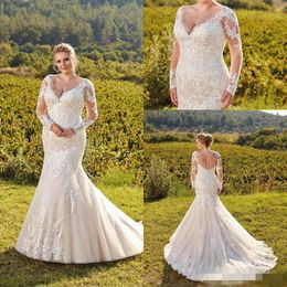 Plus Size Dresses 2019 sjöjungfru långa ärmar Lace Applique V Neck Sweep Train Wedding Bridal Ball Gown Custom Made Made