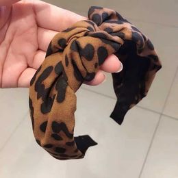 Headbands Leopard Print Bow Boutique Womens Fabric Hair Accessories Solid Colour Contrast Knot Wide Cone Headband Q240506