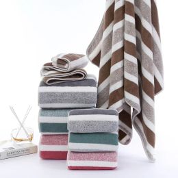 Towels Microfiber Towel 140x70cm Bath Towels QuickDrying Shower Towel Absorbent Large Beach Towels High Quality Bathrobe Bathing Robe