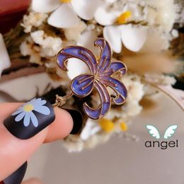 Brooches Ornament Iris Plant Brooch Small Delicate Temperament Gentle Purple Hanfu Qipao Female