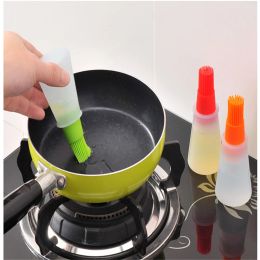 Accessories NEW Portable Oil Bottle Barbecue Brush Silicone Kitchen BBQ Cooking Tool Baking Pancake Barbecue Camping Accessories Gadgets