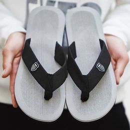 Summer Slippers Men Flip Flops Beach Sandals NonSlip Casual Flat Shoes 2023 Indoor House For Outdoor Slides 240420