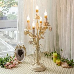Table Lamps American Country Retro European Candle Lamp Bedroom Girl Living Room Light Luxury High-grade Flower Bedside
