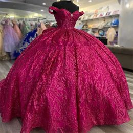 Quinceanera Dressesビーズスパンコール2024オフショルダーストラップコルセットバックカスタムスイート15 16プリンセスページェントボールガウンベスティドス