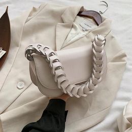 Shoulder Bags 2024 Fashion Single Underarm Bag Ins Trend Women Casual Texture Saddle Purses Luxury