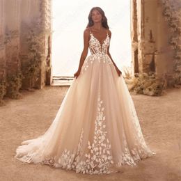 2024 Sexy Wedding Dress V-neck Straps Flowers Lace Appliques Backless Boho Summer Bridal Bride Gowns Custom Made Vestios De Novias